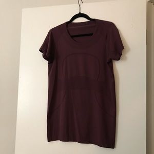 Short sleeved Lululemon shirt